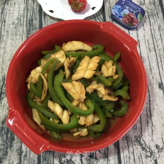 圆椒炒鱿鱼的做法步骤：8