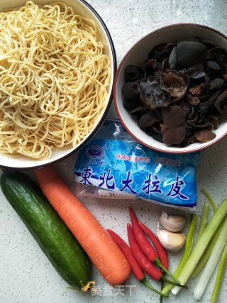 五色拌菜的做法步骤：1