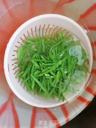 素炒刀豆的做法步骤：4