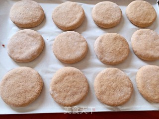 黑全麦豆沙烧饼的做法步骤：10