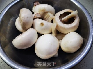 煎口蘑的做法步骤：1