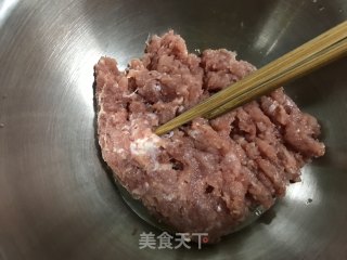 猪肉白菜蒸饺的做法步骤：1