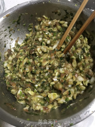 猪肉白菜蒸饺的做法步骤：4