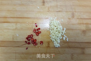 青笋拌虾仁的做法步骤：5