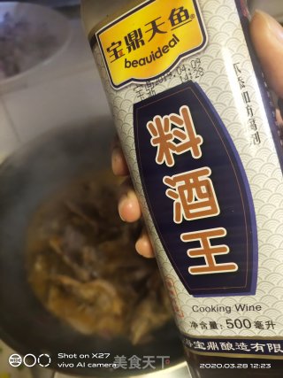 红烧嫩鸭的做法步骤：3