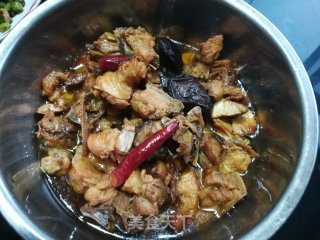 土鸡炖香菇的做法步骤：10