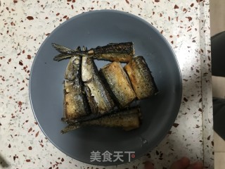 香煎秋刀鱼的做法步骤：11