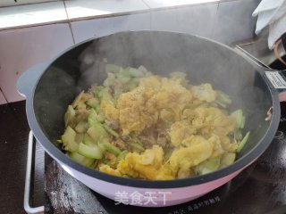 茭瓜蛤蜊炒鸡蛋的做法步骤：8