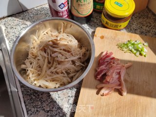 酱香疙瘩丝的做法步骤：1