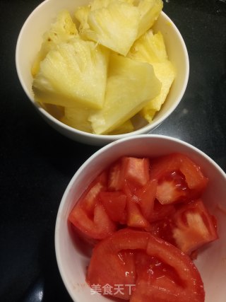 西红柿菠萝汁的做法步骤：2