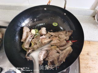红烧排骨的做法步骤：4