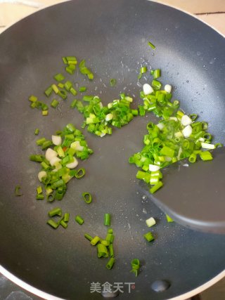 菠萝闷饭的做法步骤：2