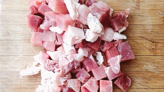 肉煎香菇土豆的做法步骤：1
