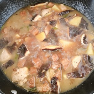肉煎香菇土豆的做法步骤：8