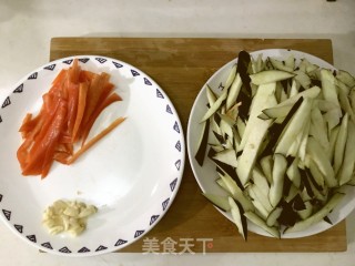 清炒茄子的做法步骤：2