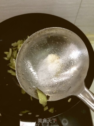 清炒茄子的做法步骤：6