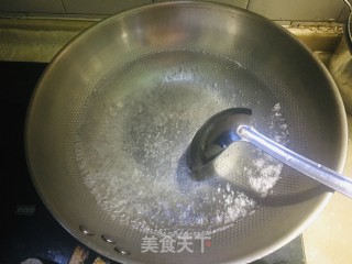 春日润燥杂果糖水的做法步骤：3
