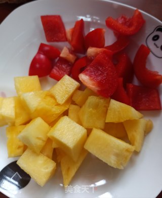菠萝鸡丁的做法步骤：3