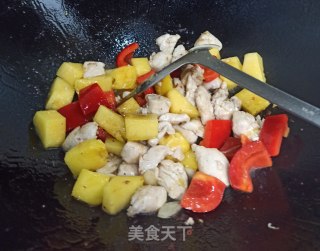 菠萝鸡丁的做法步骤：8