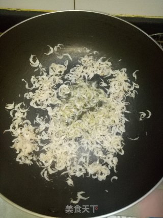 虾皮炒韭菜的做法步骤：3