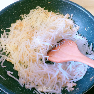 萝卜丝鸡蛋饼的做法步骤：3