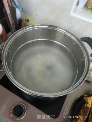 菠菜猪肝粥的做法步骤：3