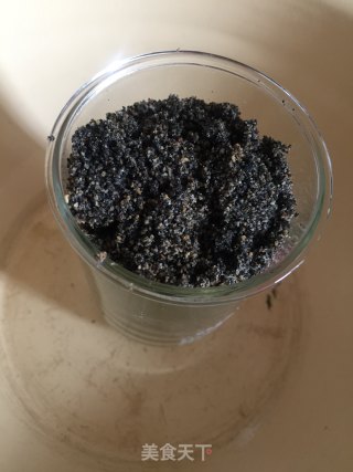 黑芝麻马蹄糊的做法步骤：2