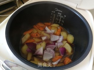 胡萝卜土豆炖牛腩的做法步骤：11