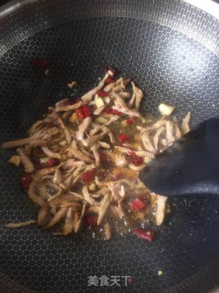 扁豆炒肉丝的做法步骤：3