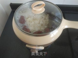 苹果银耳红枣汤的做法步骤：8