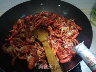 麻辣小龙虾火锅的做法步骤：10