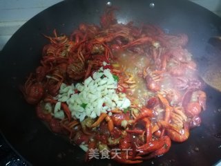 麻辣小龙虾火锅的做法步骤：12