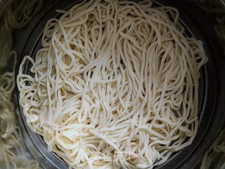 家庭版豆角焖面的做法步骤：2