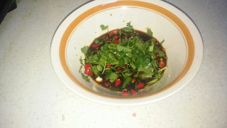 酸辣无骨鸡爪的做法步骤：6