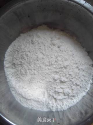 葱香饼的做法步骤：1