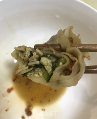 韭菜鸡蛋蒸饺的做法步骤：11