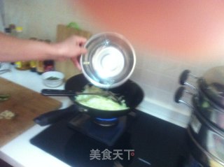 清炒包菜丝的做法步骤：5