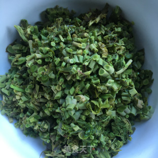 香椿芽拱蛋的做法步骤：5