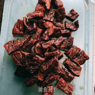 风干肉抓饭的做法步骤：4
