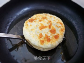 烫面韭菜鸡蛋馅饼的做法步骤：11