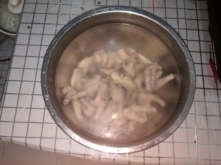 酸辣Q弹的柠檬鸡爪的做法步骤：4