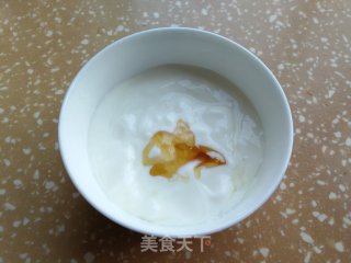 草莓坚果酸奶的做法步骤：3