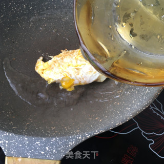 “春季润燥汤水”鲍鱼杞芽汤的做法步骤：8