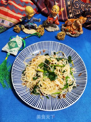 虾肉酱韭菜拌米粉的做法步骤：6