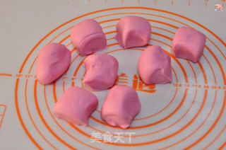 玫瑰花馒头的做法步骤：2