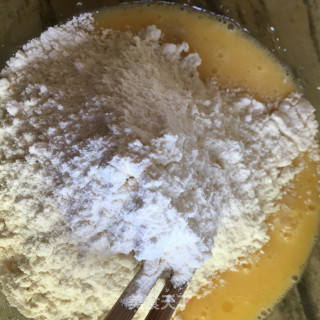 牡丹籽油版烤馍的做法步骤：9