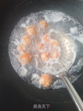 水煮虾滑的做法步骤：6
