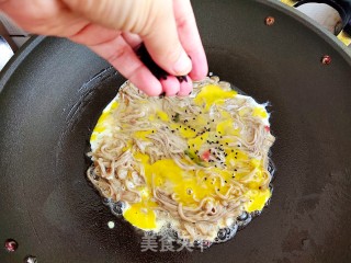 荞麦面鸡蛋煎饼的做法步骤：8