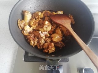 酱烧鸡腿的做法步骤：4