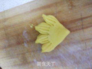 金鱼馒头的做法步骤：6